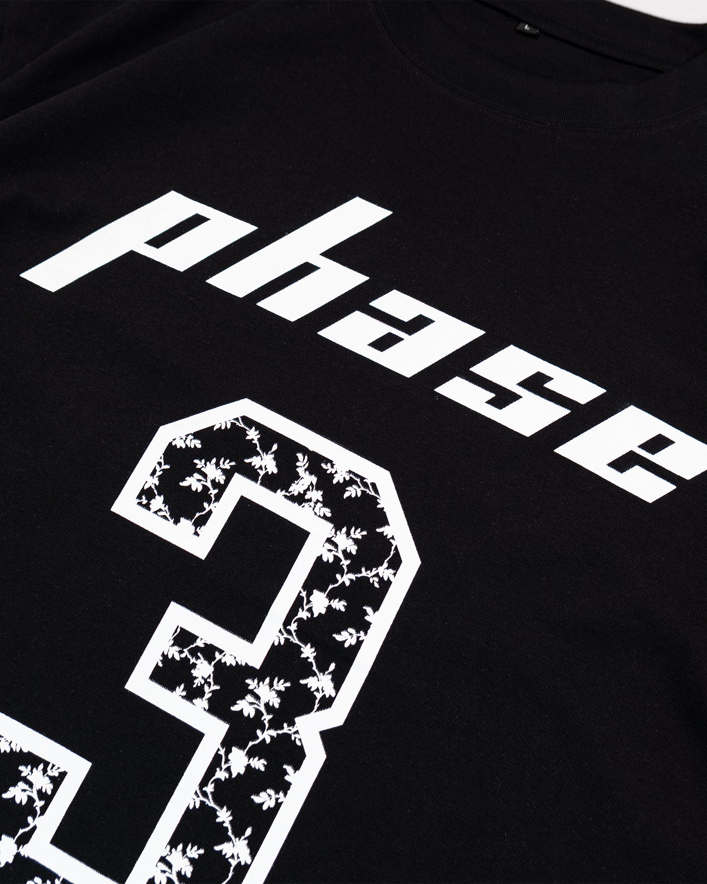 FOOTBALL TEE - BLACK